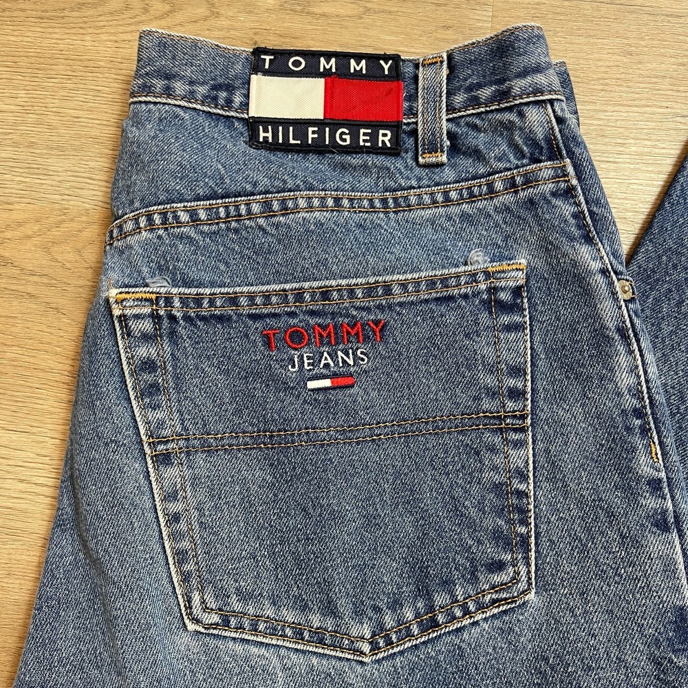 Vintage 90s Tommy Hilfiger Big Flag Patch Jeans Mens 36x34 Straight Leg Blue Den - Picture 2 of 11